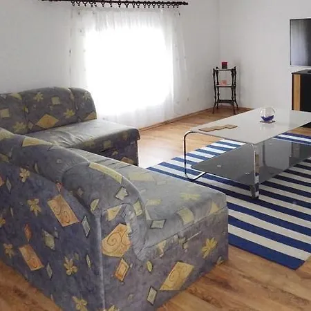 One-bedroom In V Apartment *