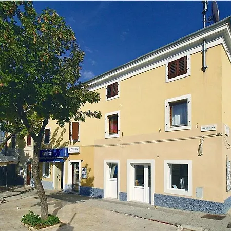 Apartment One-bedroom In V
