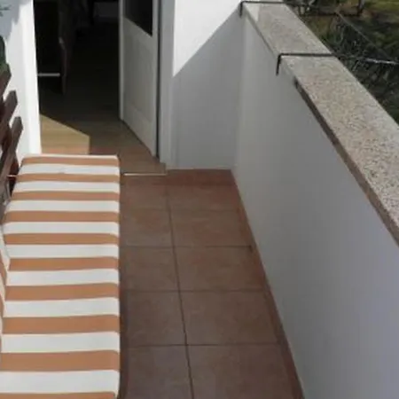 One-bedroom In V Apartment